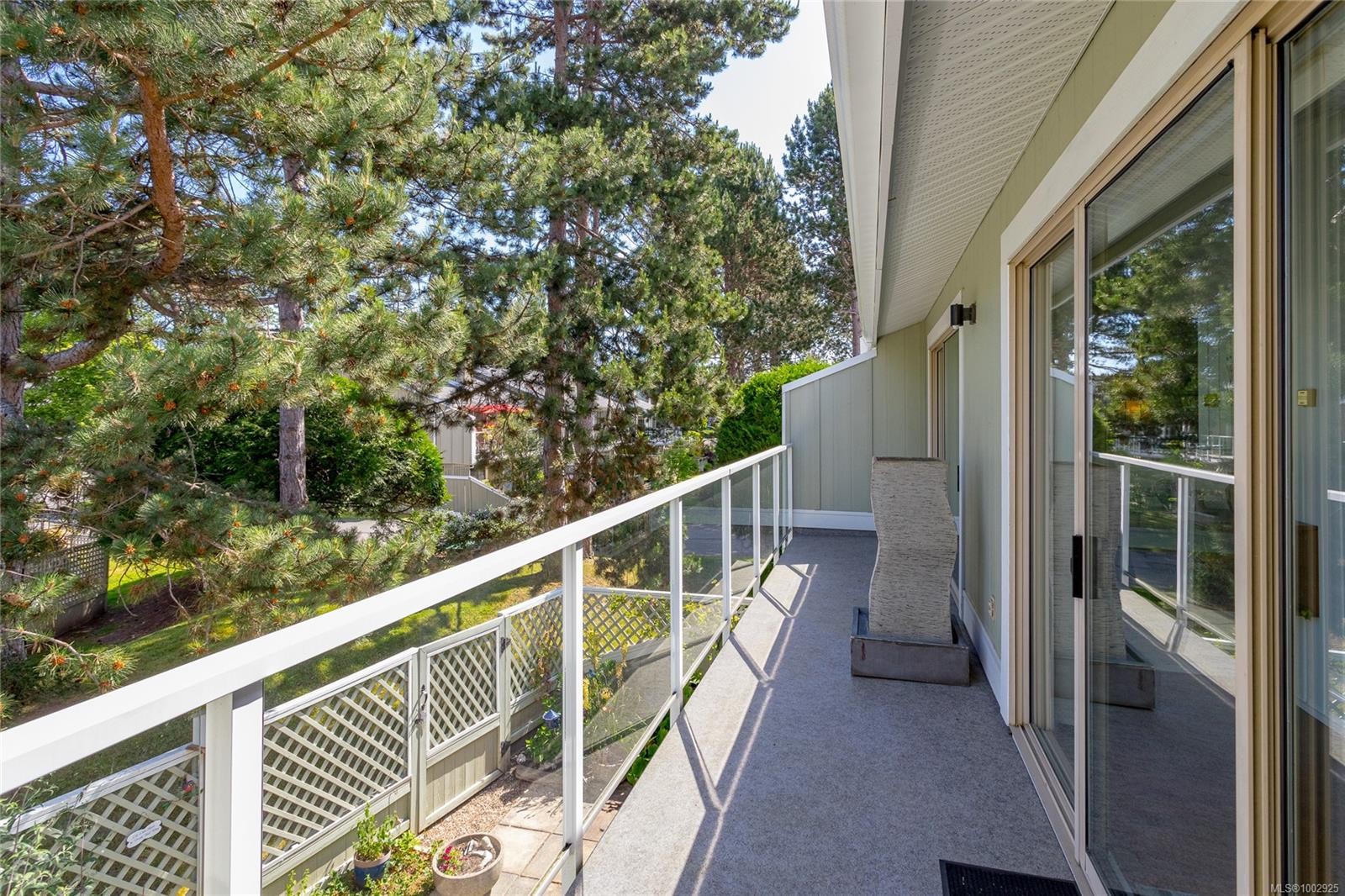 









2020


White Birch

Rd, 7,
Sidney,




BC
V8L 2R1

