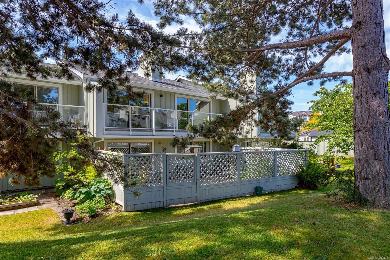 









2020


White Birch

Rd, 7,
Sidney,




BC
V8L 2R1

