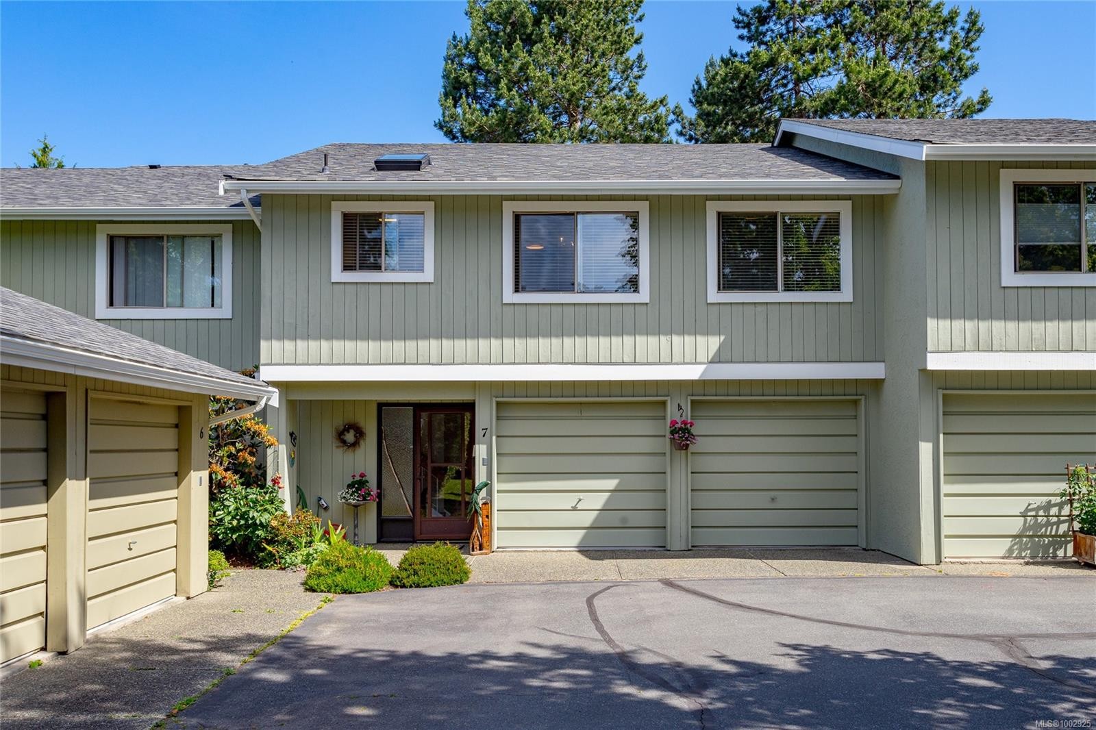 









2020


White Birch

Rd, 7,
Sidney,




BC
V8L 2R1

