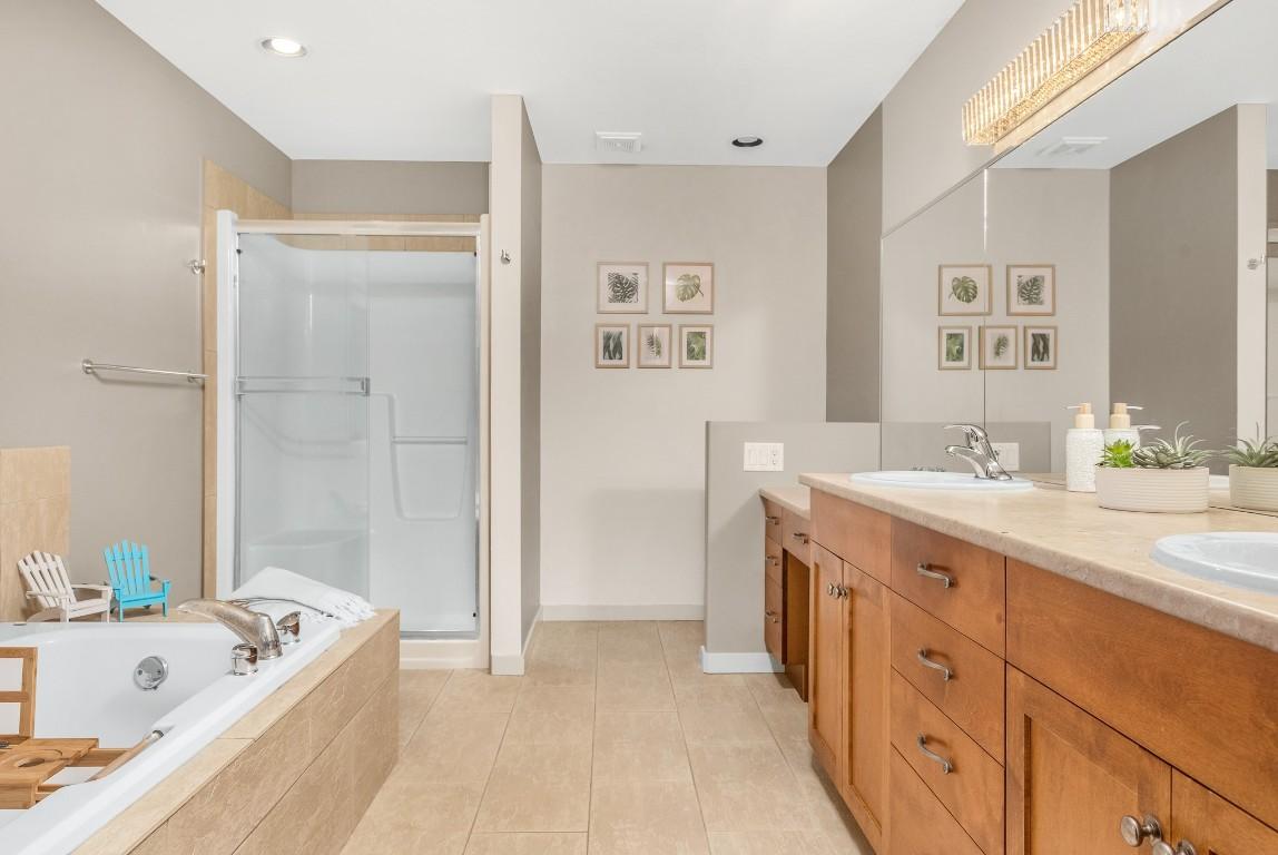 









4979


Windsong

Crescent,
Kelowna,




BC
V1W 5C4

