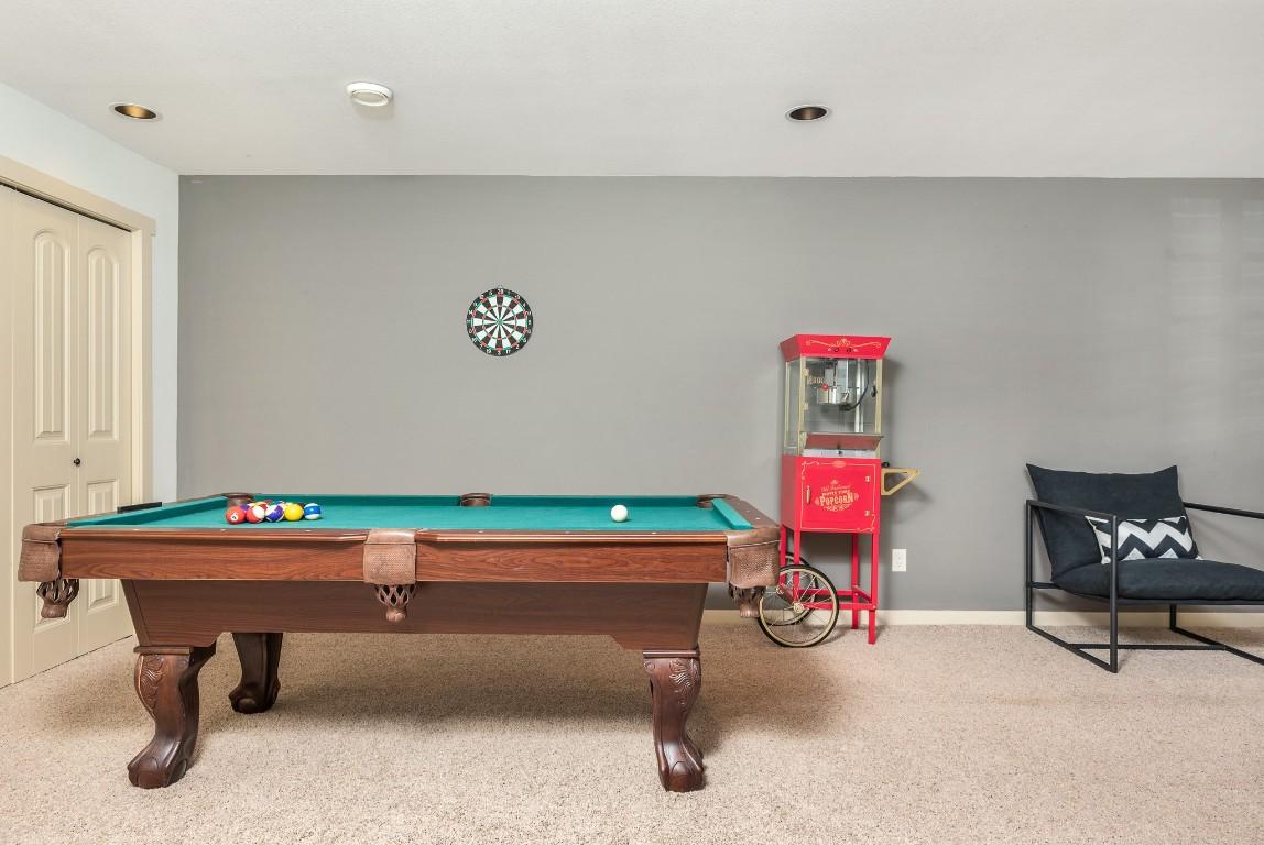 









4979


Windsong

Crescent,
Kelowna,




BC
V1W 5C4

