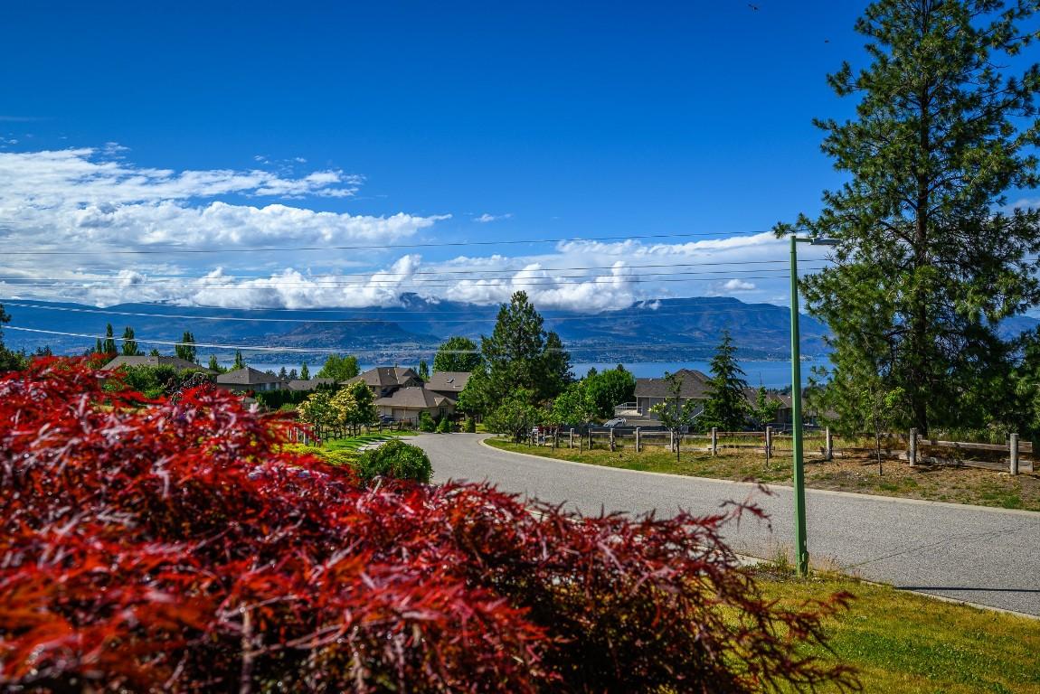 









4979


Windsong

Crescent,
Kelowna,




BC
V1W 5C4


