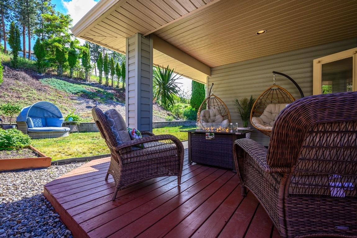 









4979


Windsong

Crescent,
Kelowna,




BC
V1W 5C4

