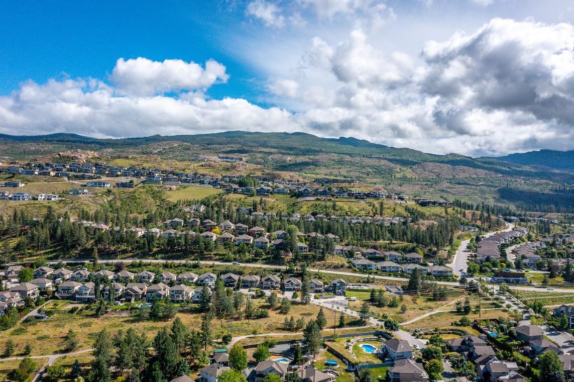 









4979


Windsong

Crescent,
Kelowna,




BC
V1W 5C4

