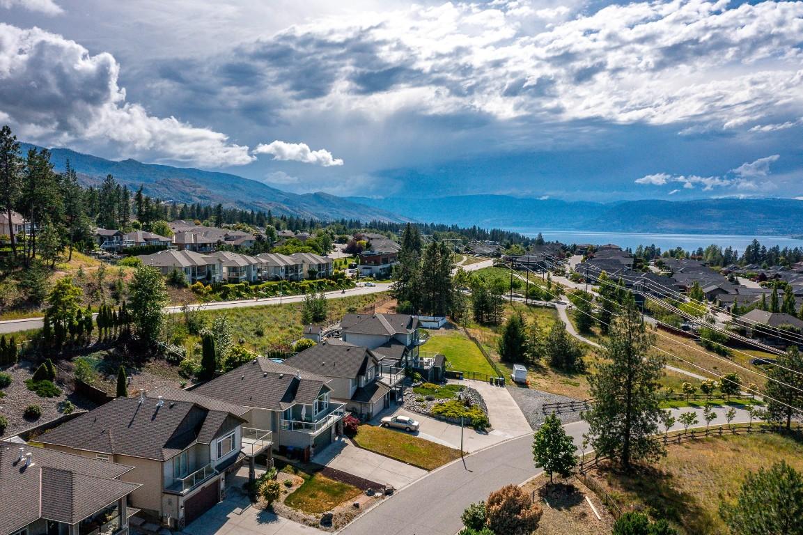 









4979


Windsong

Crescent,
Kelowna,




BC
V1W 5C4

