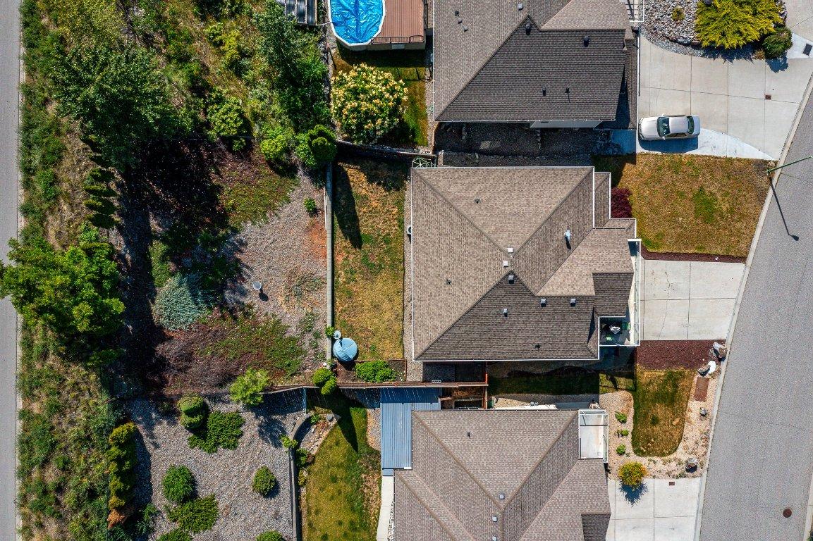 









4979


Windsong

Crescent,
Kelowna,




BC
V1W 5C4


