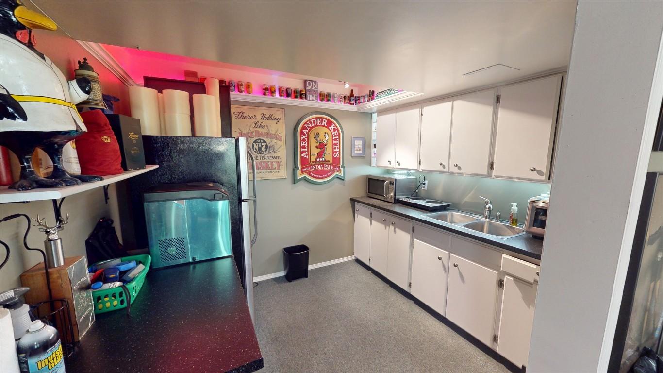 









1857


Harris

Road,
Cranbrook,




BC
V1C 6V3

