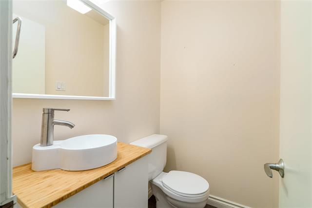 









1


Snow

ST, 80,
Winnipeg,




MB
R3T 2M4

