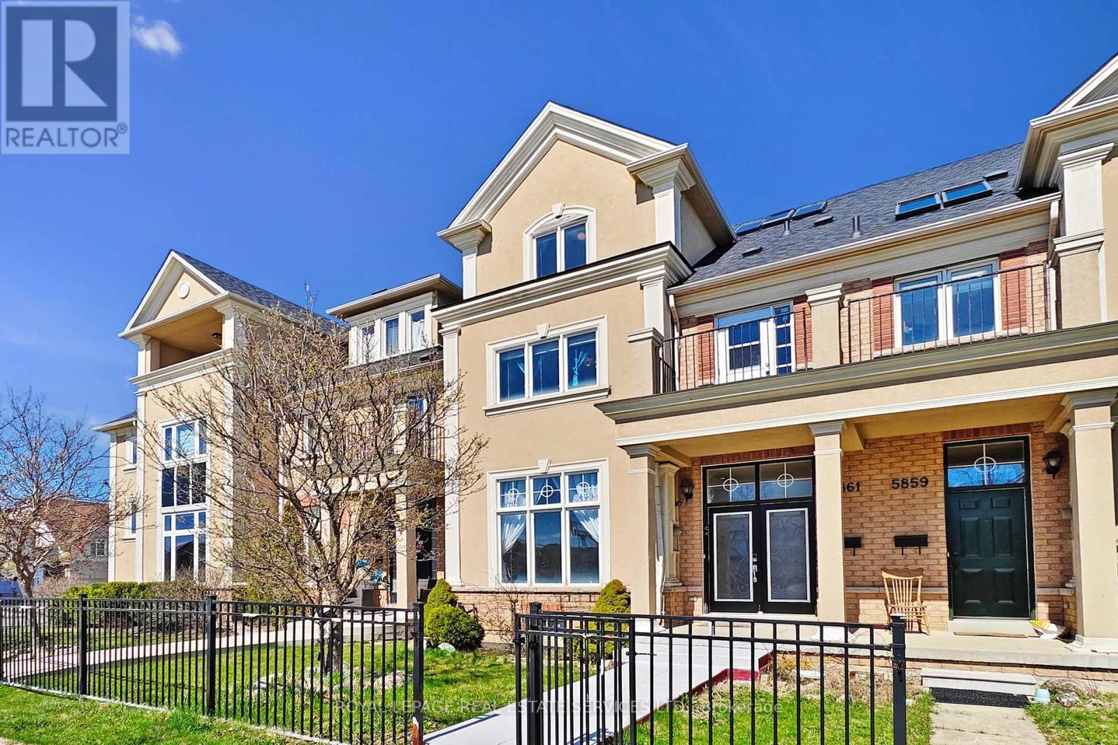 












5861 TENTH LINE W

,
Mississauga,




Ontario
L5M6V4

