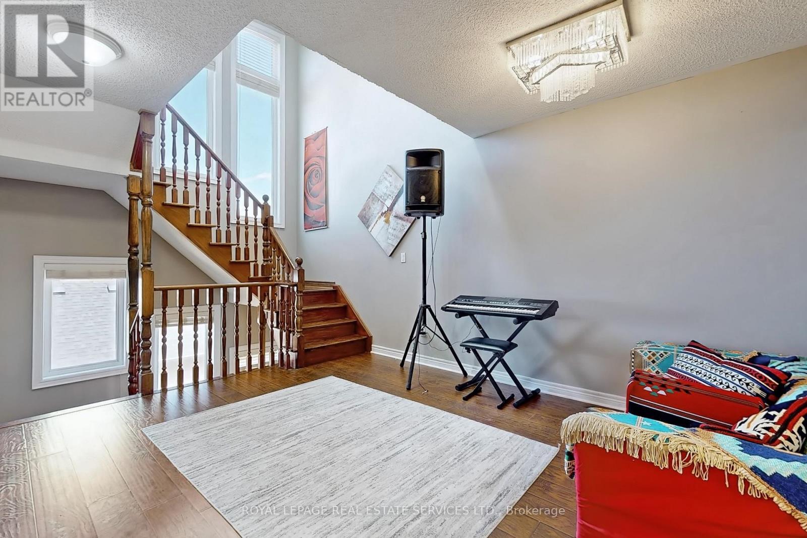 












5861 TENTH LINE W

,
Mississauga,




Ontario
L5M6V4

