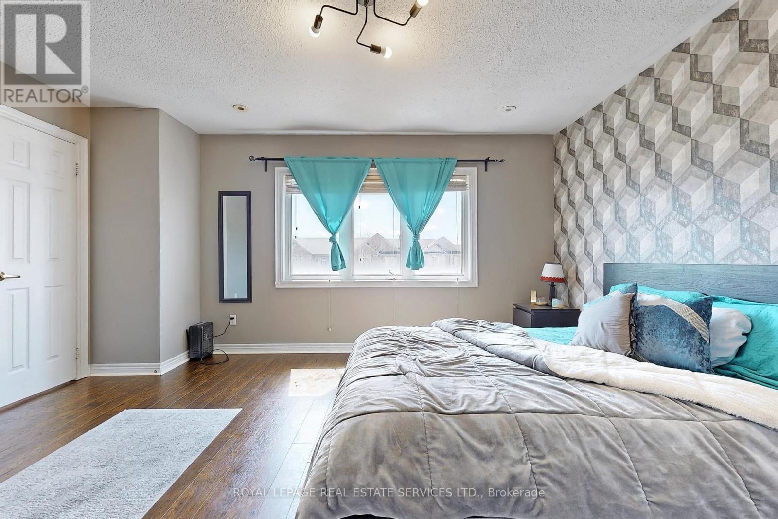 












5861 TENTH LINE W

,
Mississauga,




Ontario
L5M6V4

