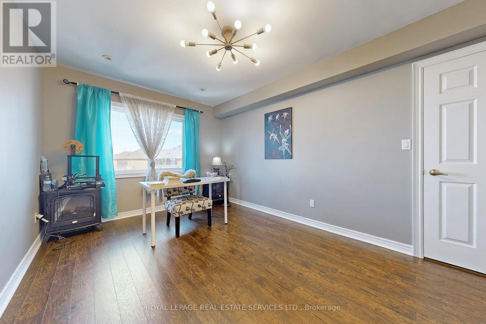 












5861 TENTH LINE W

,
Mississauga,




Ontario
L5M6V4

