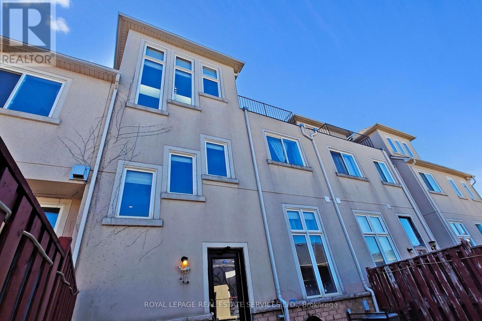












5861 TENTH LINE W

,
Mississauga,




Ontario
L5M6V4

