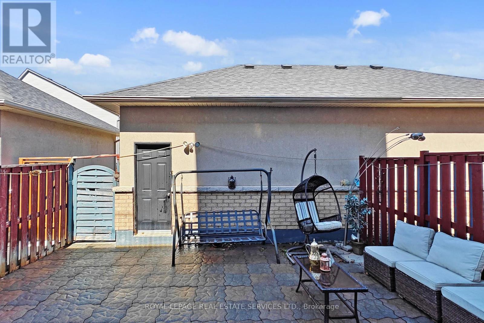 












5861 TENTH LINE W

,
Mississauga,




Ontario
L5M6V4

