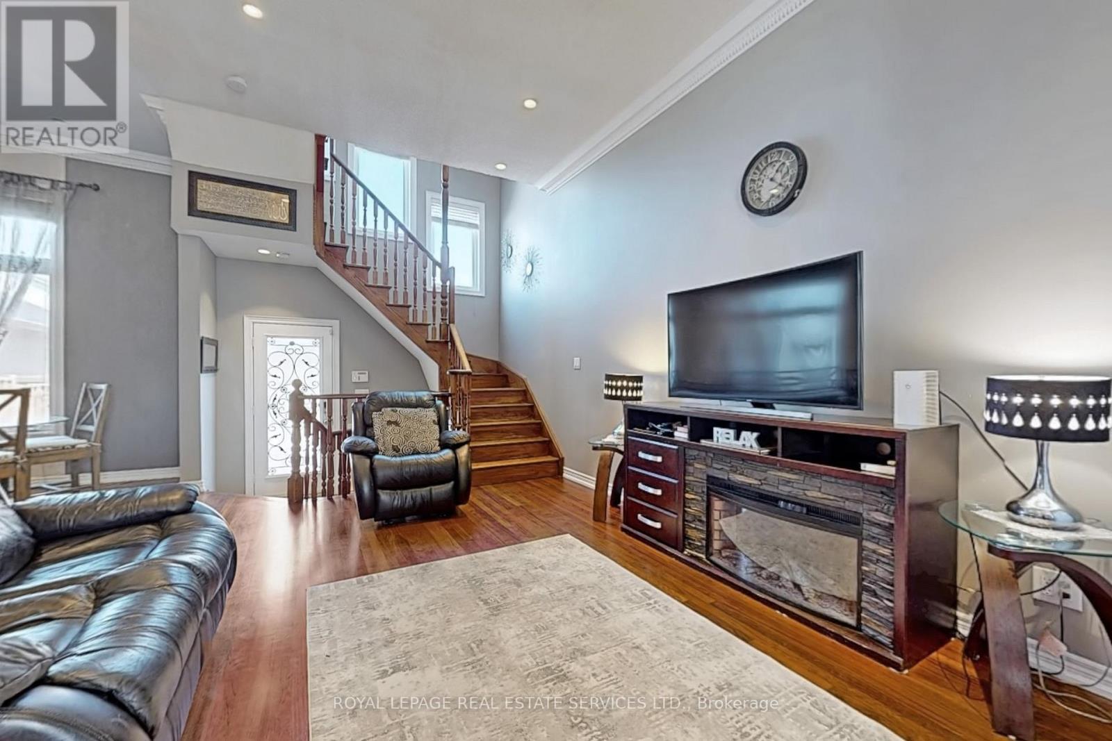 












5861 TENTH LINE W

,
Mississauga,




Ontario
L5M6V4


