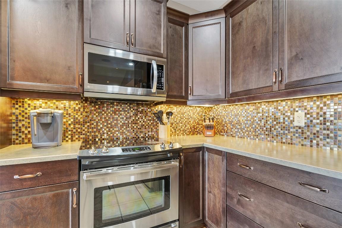 









6032


Lynx

Drive,
Vernon,




BC
V1B 3J5

