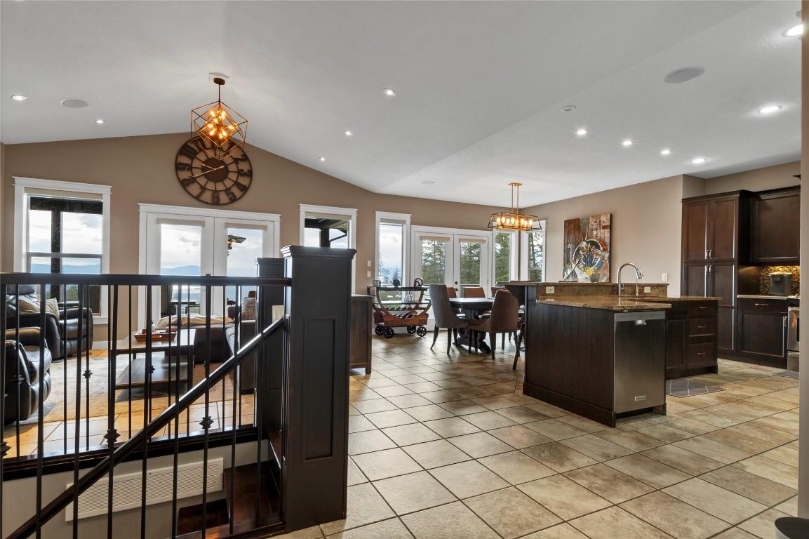 









6032


Lynx

Drive,
Vernon,




BC
V1B 3J5

