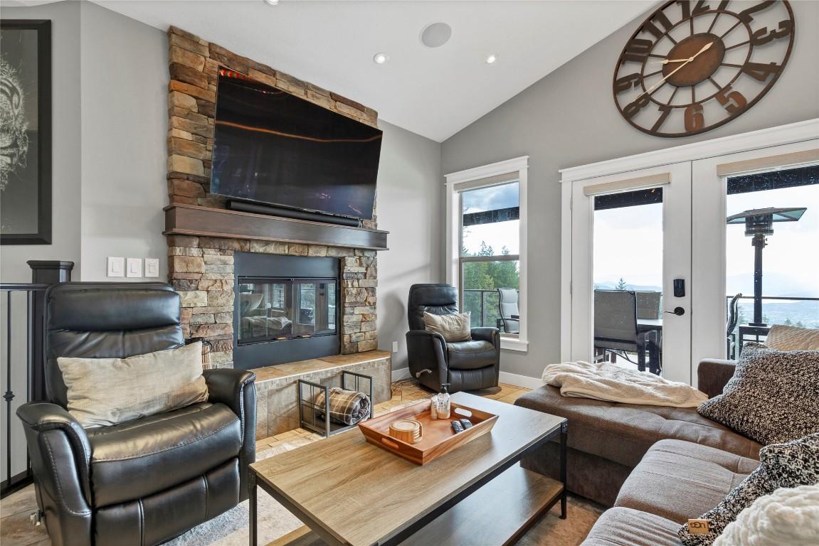 









6032


Lynx

Drive,
Vernon,




BC
V1B 3J5

