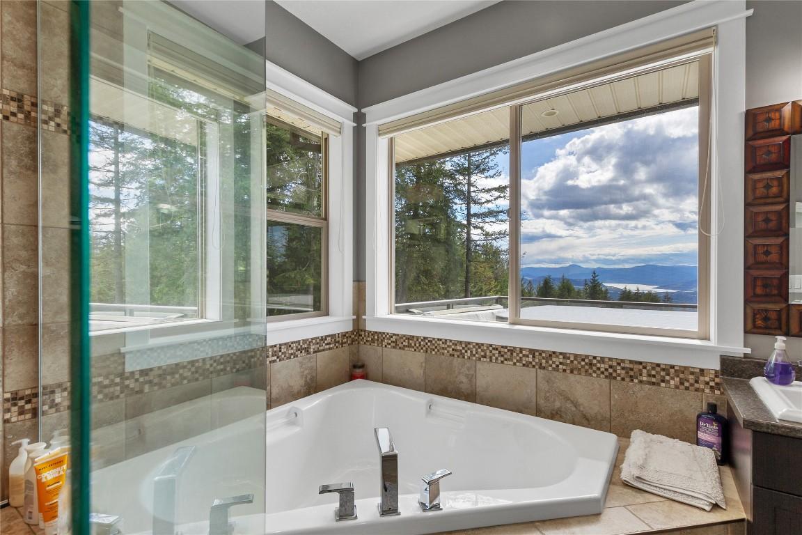 









6032


Lynx

Drive,
Vernon,




BC
V1B 3J5

