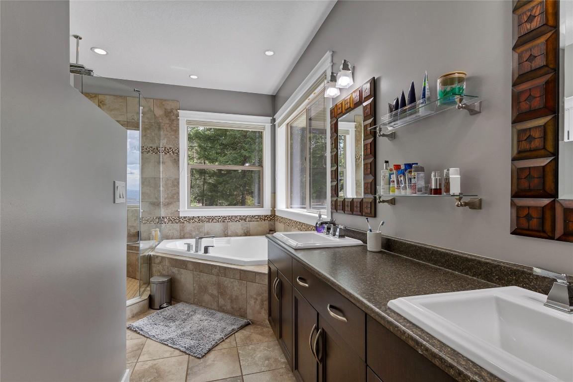 









6032


Lynx

Drive,
Vernon,




BC
V1B 3J5

