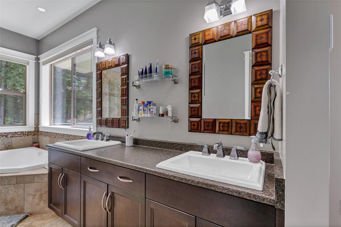 









6032


Lynx

Drive,
Vernon,




BC
V1B 3J5

