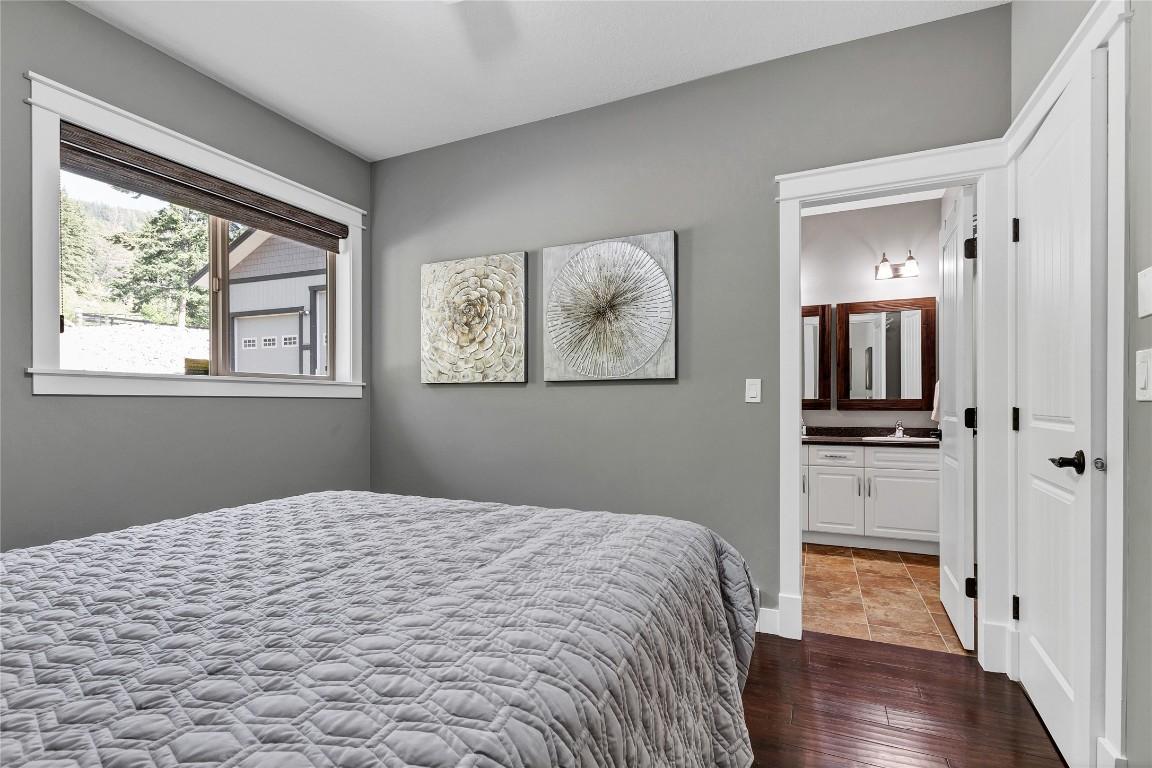 









6032


Lynx

Drive,
Vernon,




BC
V1B 3J5

