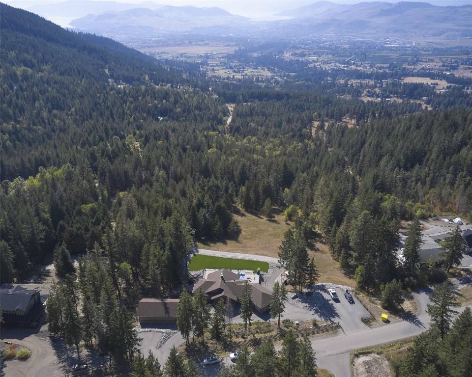









6032


Lynx

Drive,
Vernon,




BC
V1B 3J5

