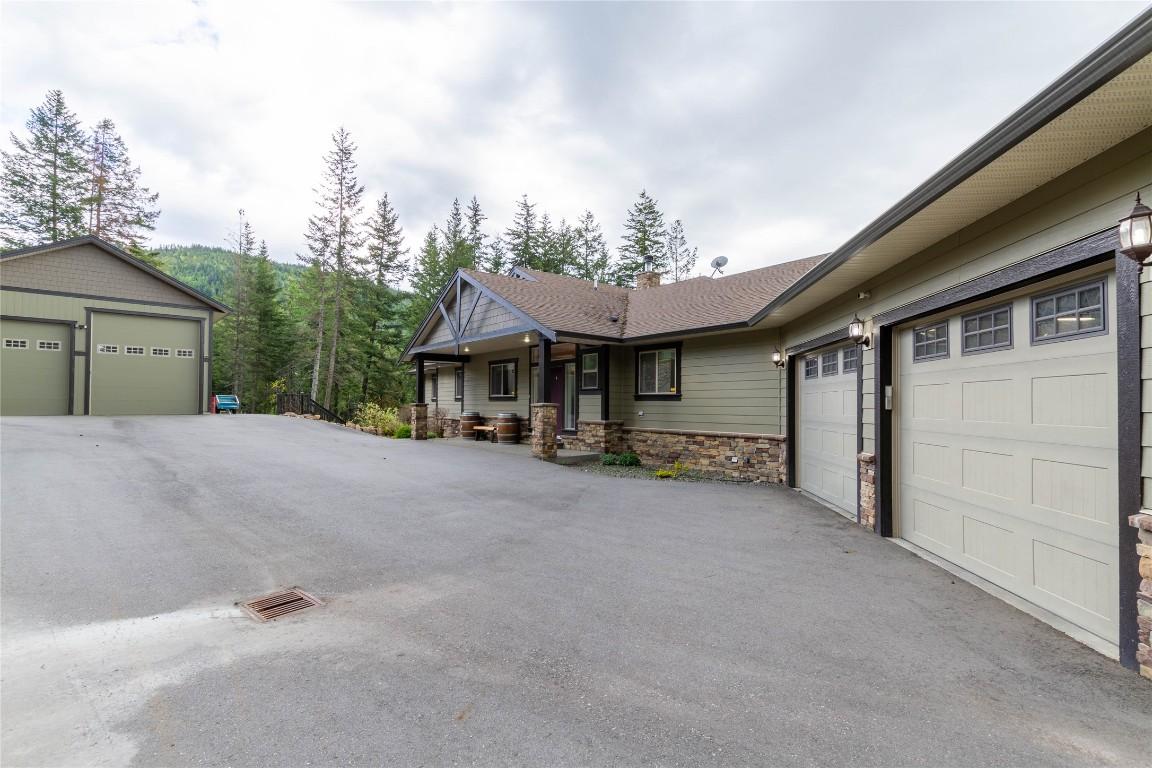 









6032


Lynx

Drive,
Vernon,




BC
V1B 3J5

