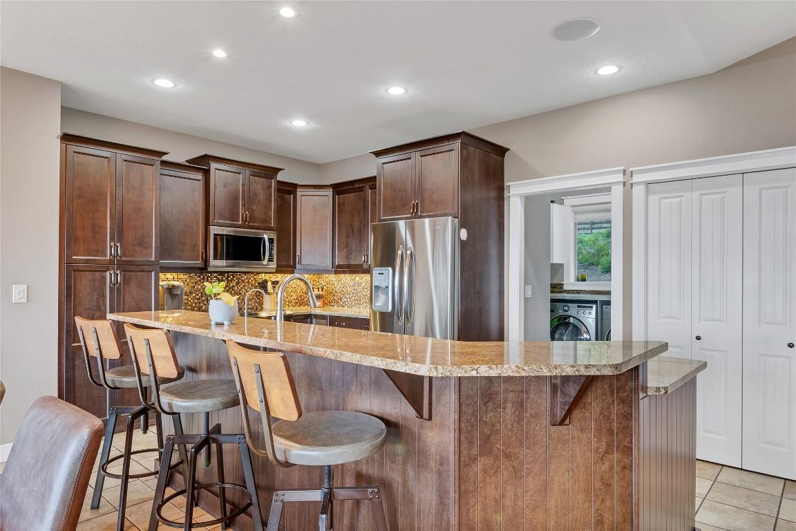 









6032


Lynx

Drive,
Vernon,




BC
V1B 3J5

