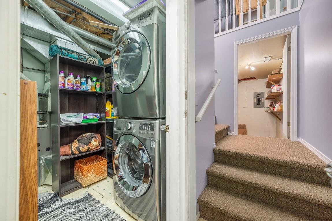 









1041


11

Avenue, 3,
Vernon,




BC
V1B 2P8

