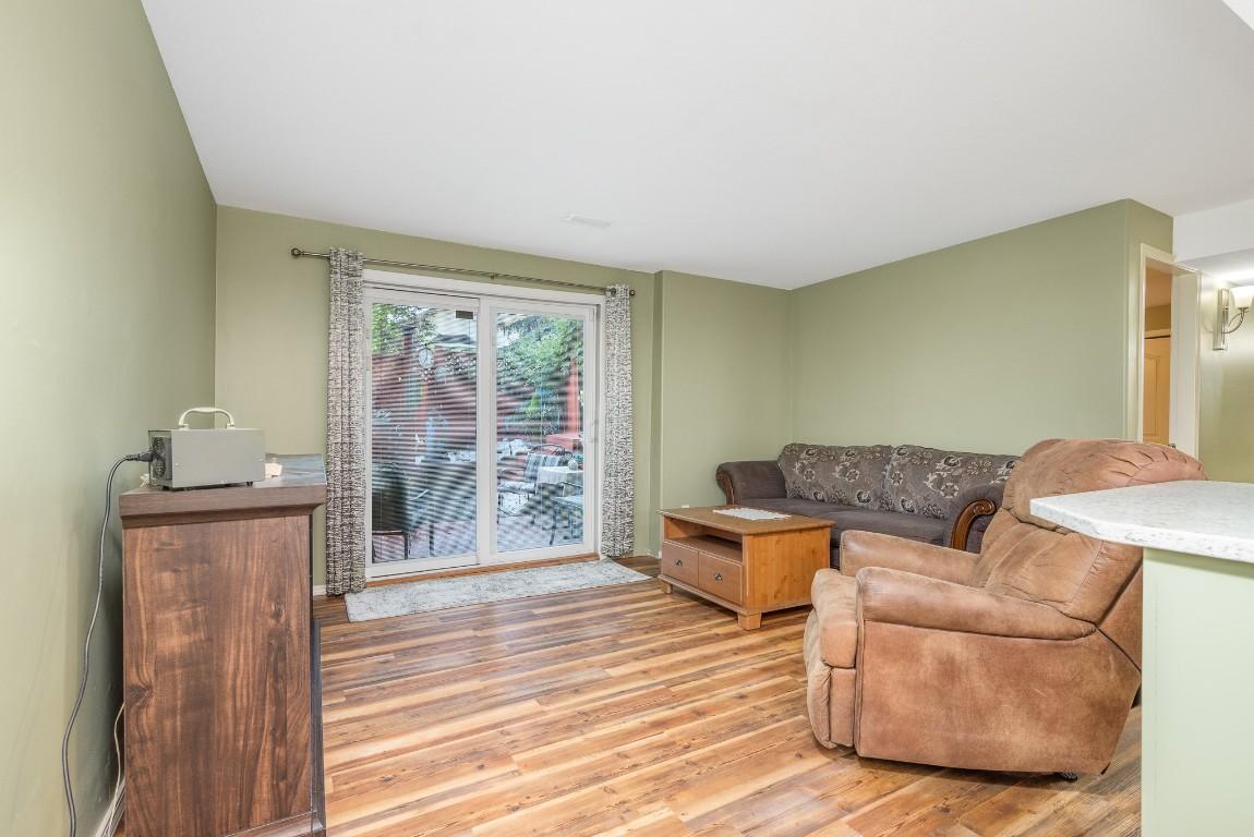 









1041


11

Avenue, 3,
Vernon,




BC
V1B 2P8

