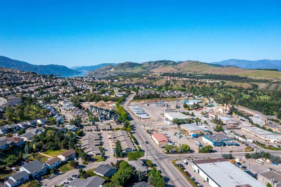 









1041


11

Avenue, 3,
Vernon,




BC
V1B 2P8

