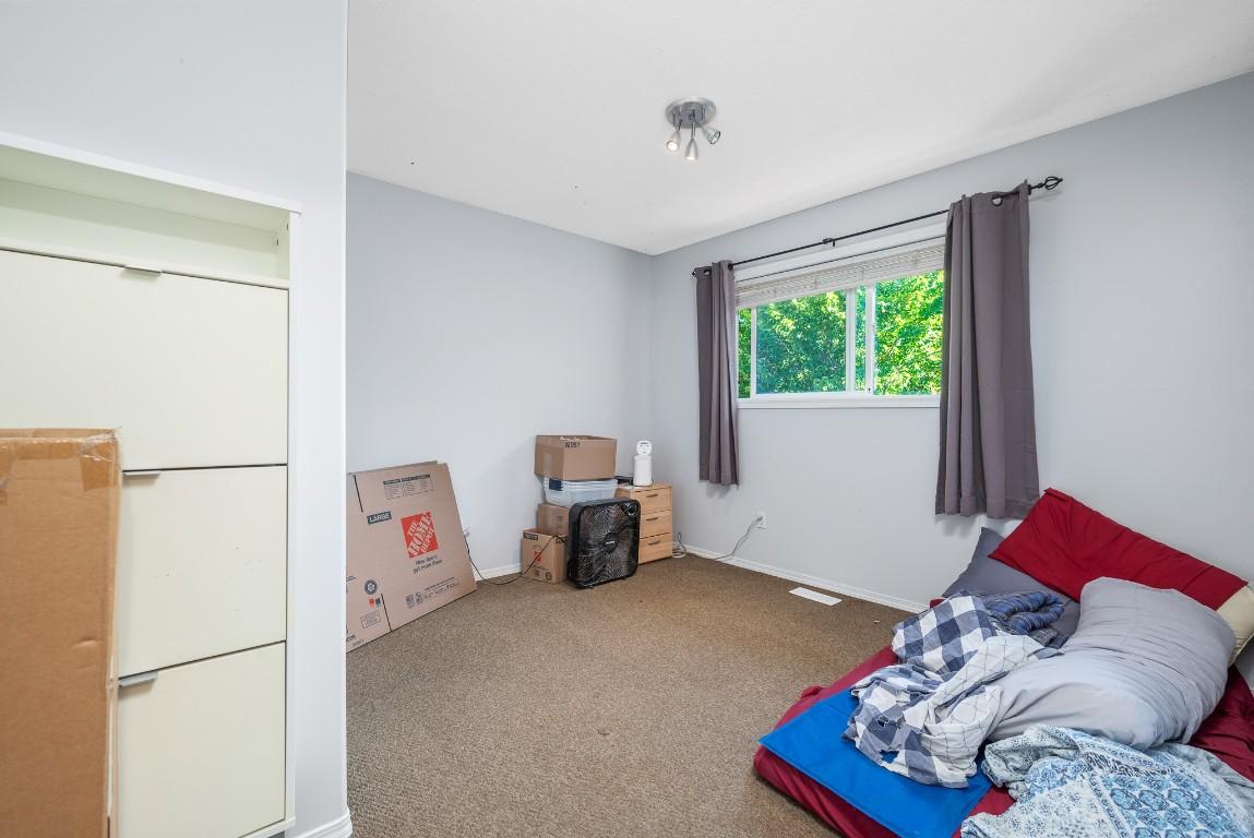 









1041


11

Avenue, 3,
Vernon,




BC
V1B 2P8

