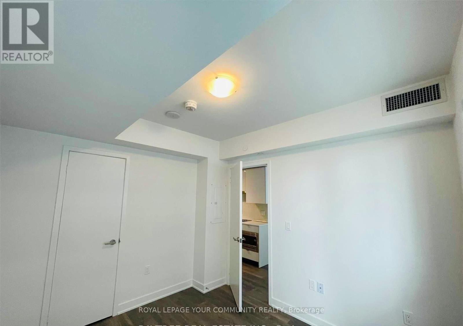 












3408 - 99 BROADWAY AVENUE

,
Toronto,




Ontario
M4E0P3

