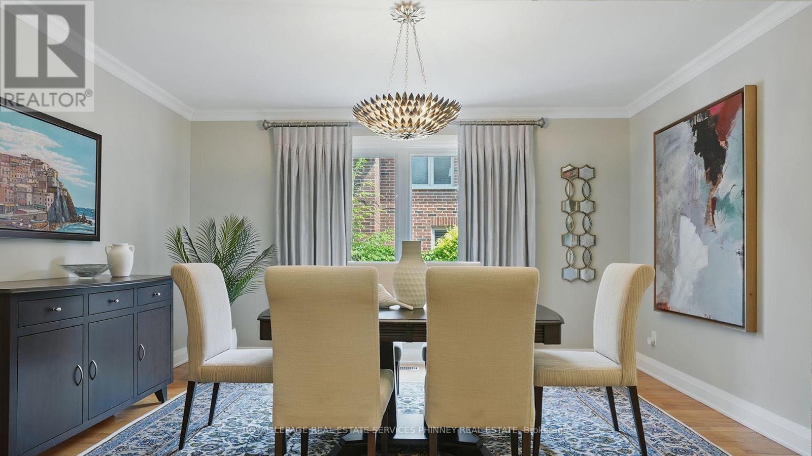












402 BARCLAY CRESCENT

,
Oakville,




Ontario
L6J6H9

