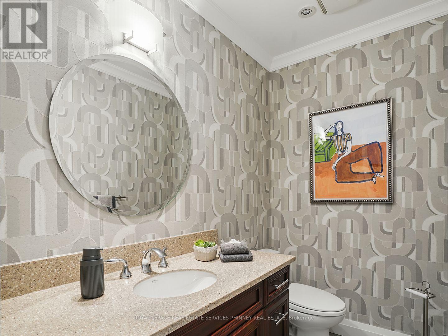 












402 BARCLAY CRESCENT

,
Oakville,




Ontario
L6J6H9

