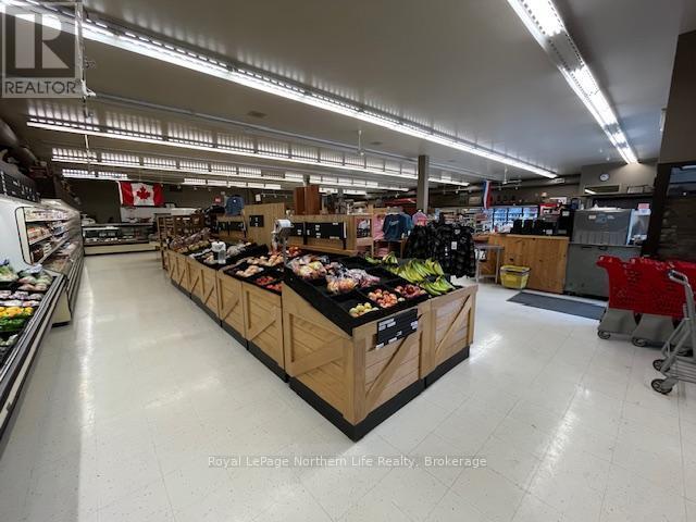 












6722 HIGHWAY 11 N

,
Temagami,




Ontario
P0H2H0

