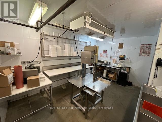 












6722 HIGHWAY 11 N

,
Temagami,




Ontario
P0H2H0

