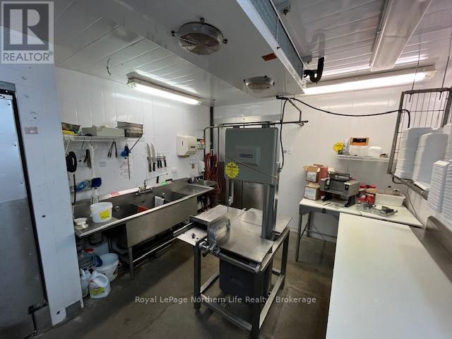 












6722 HIGHWAY 11 N

,
Temagami,




Ontario
P0H2H0

