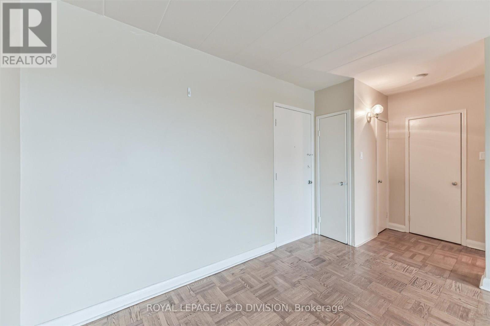 












304 - 325 SAMMON AVENUE

,
Toronto,




Ontario
M4J2A1

