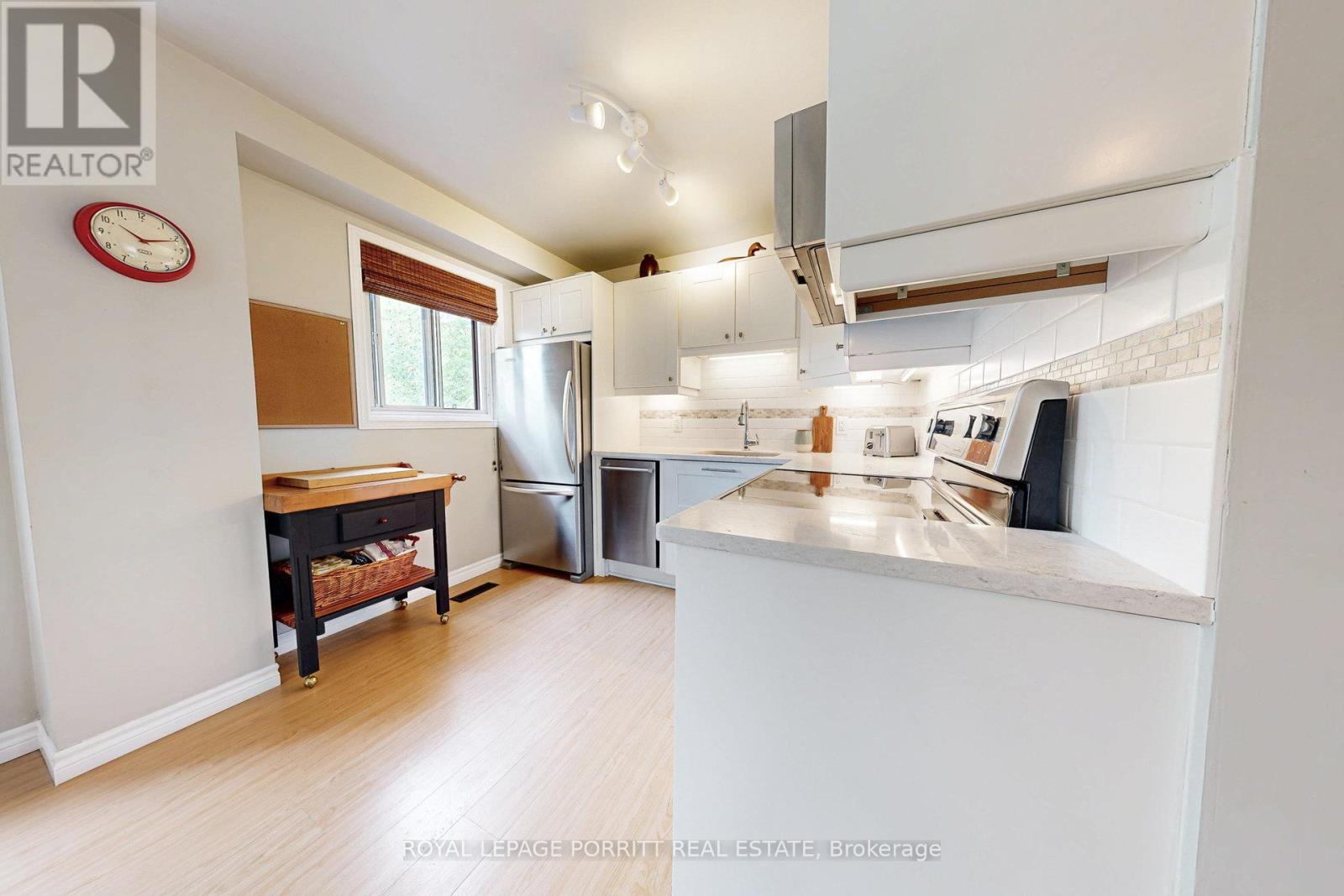 












41 - 3395 CLIFF ROAD N

,
Mississauga,




Ontario
L5A3M7

