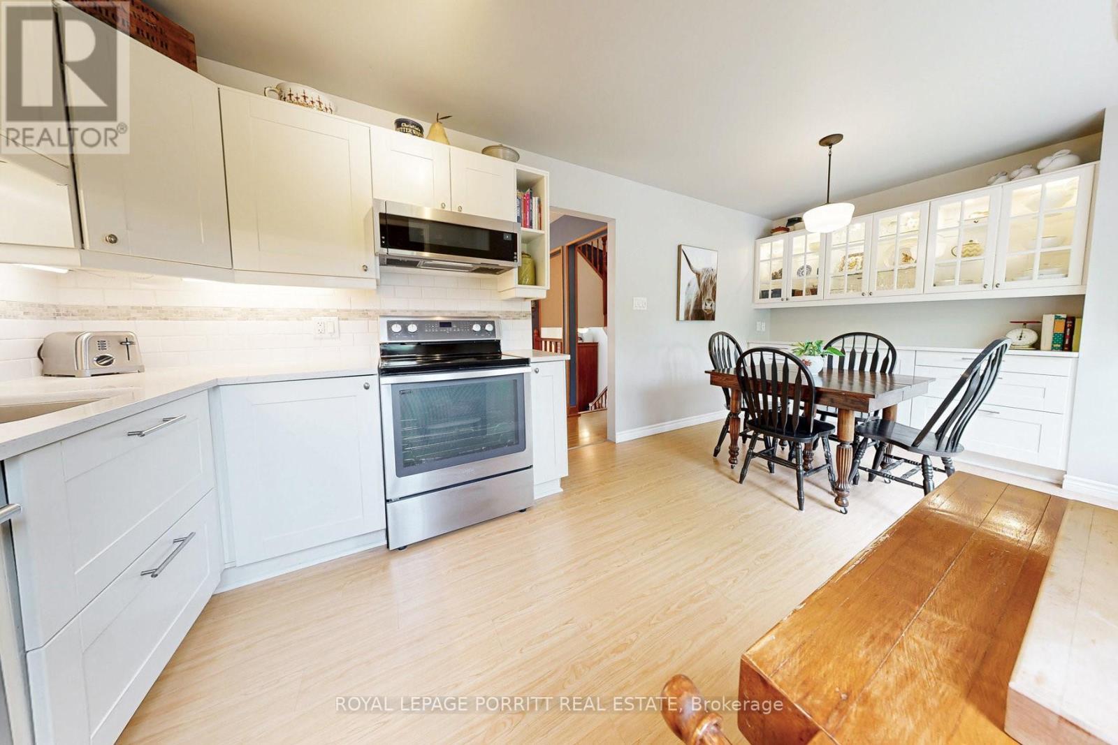 












41 - 3395 CLIFF ROAD N

,
Mississauga,




Ontario
L5A3M7

