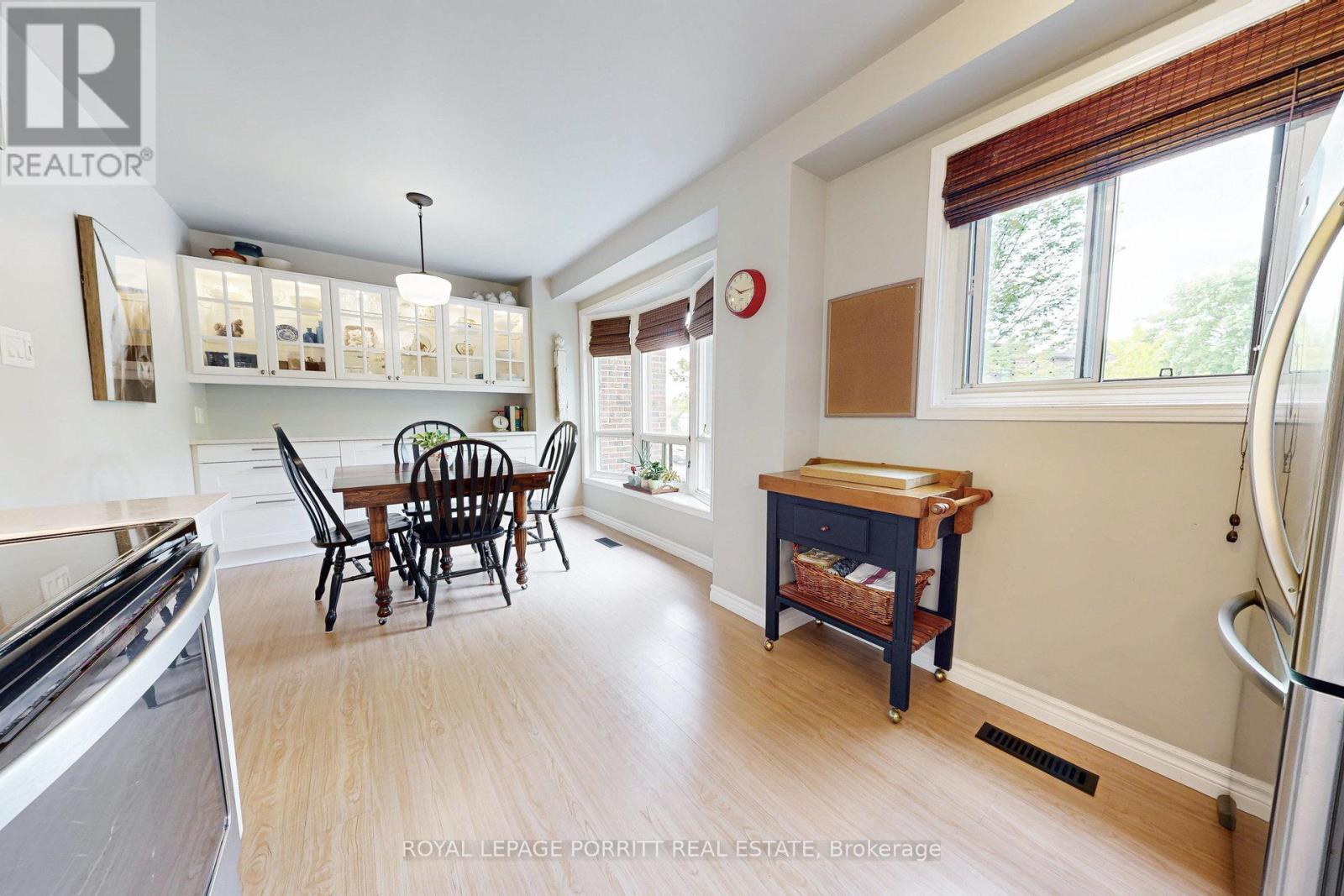 












41 - 3395 CLIFF ROAD N

,
Mississauga,




Ontario
L5A3M7

