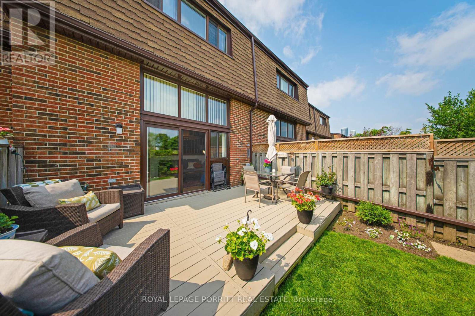 












41 - 3395 CLIFF ROAD N

,
Mississauga,




Ontario
L5A3M7

