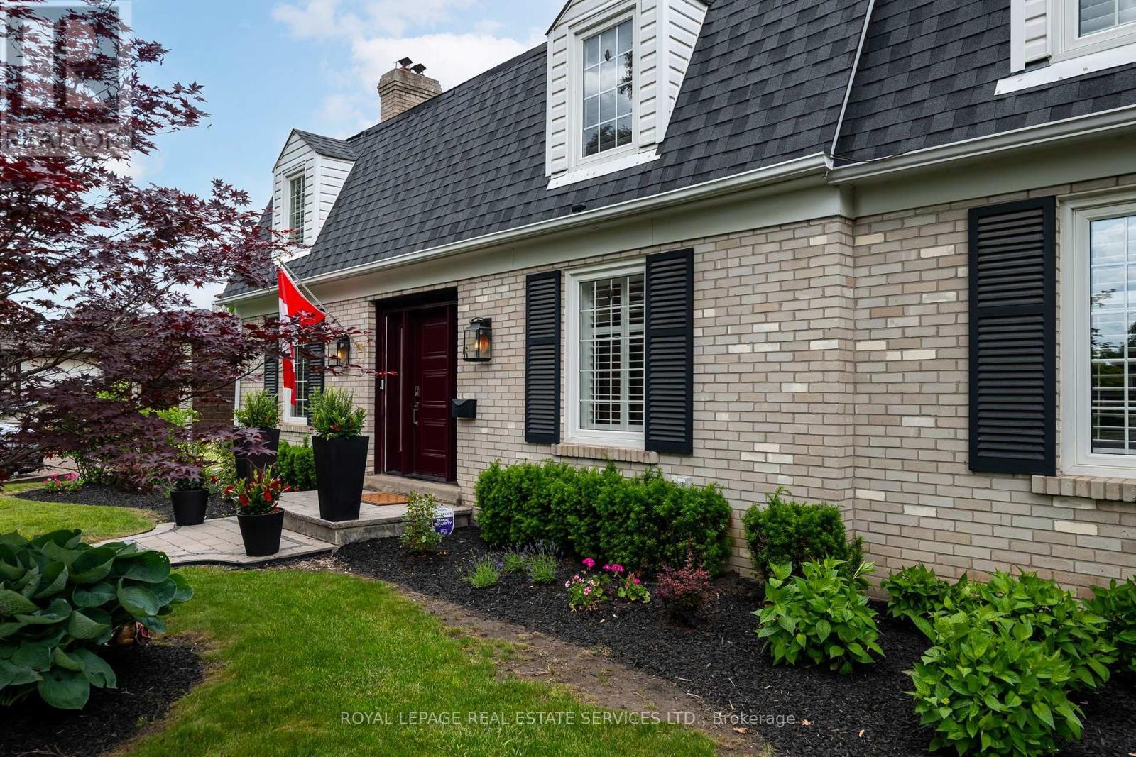 












5 PINE RIDGE LANE

,
Brampton,




Ontario
L6W1G6

