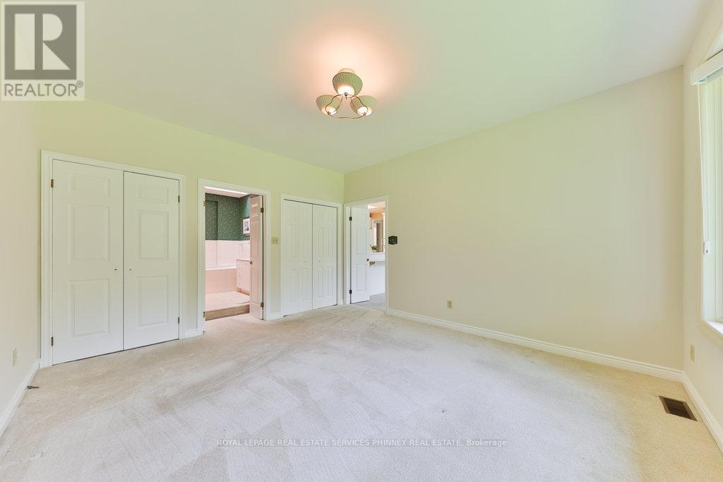 












521 VANESSA CRESCENT

,
Mississauga,




Ontario
L5H2N4

