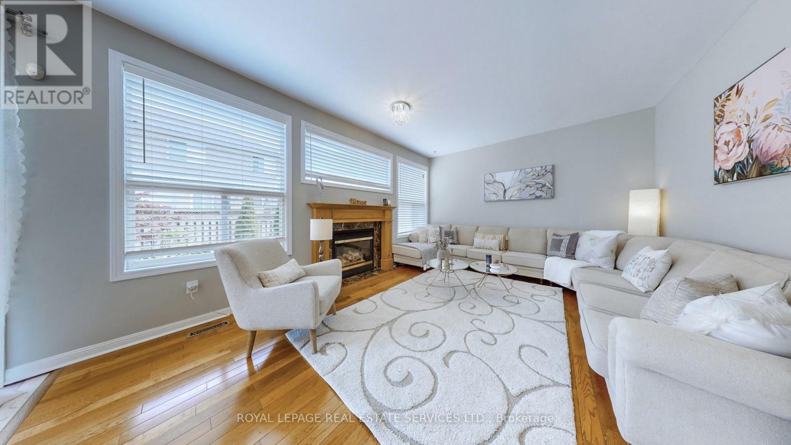












3798 SWIFTDALE DRIVE

,
Mississauga,




Ontario
L5M6M5

