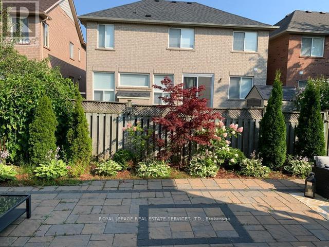 












3798 SWIFTDALE DRIVE

,
Mississauga,




Ontario
L5M6M5

