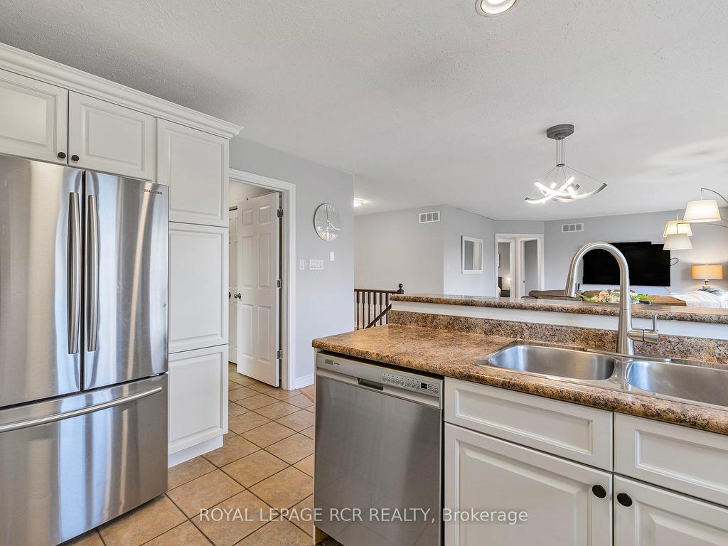 









625440


Side Road 15

N/A,
Melancthon,




ON
L9V 1Z5

