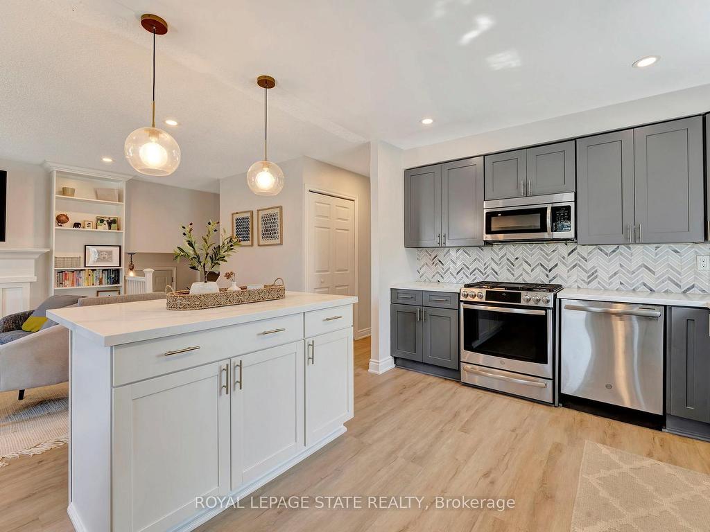 









15


Elsa

Court,
Hamilton,




ON
L9C 4R7

